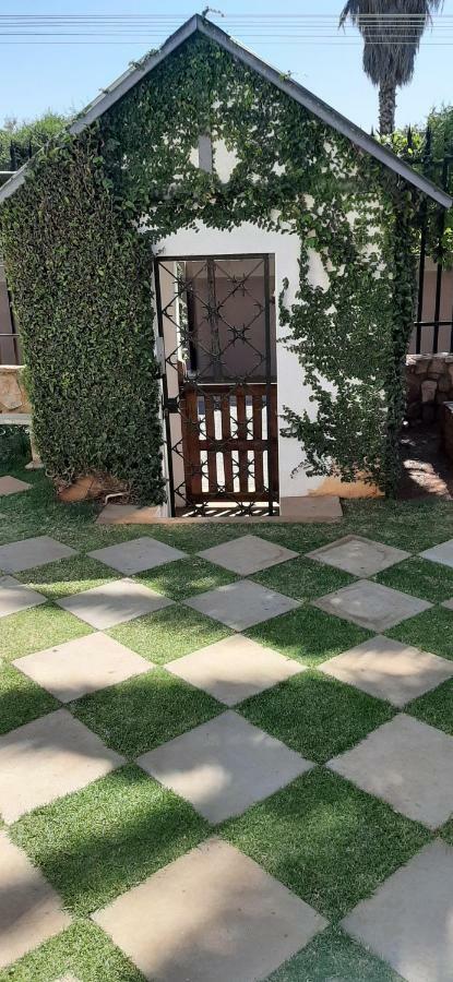 Old World Charm In The City Johannesburg Exteriér fotografie